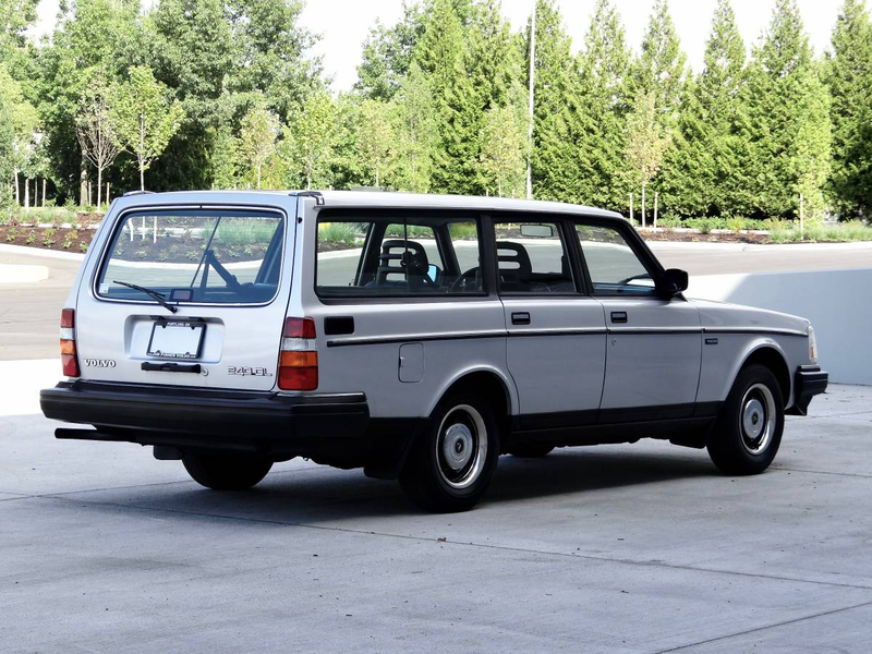 Illustration for article titled Could This Amazingly Clean 1987 Volvo 245 DL Really Be Worth $14,500?